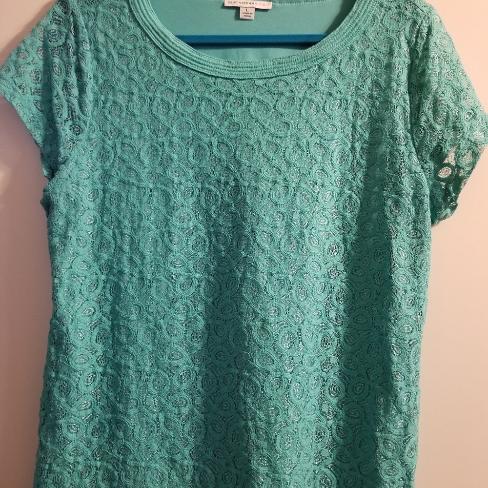 Short sleeved top